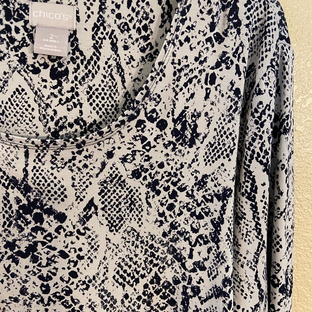 Chico's Black and White Snake Print Long Sleeve Top - Picture 3 of 10